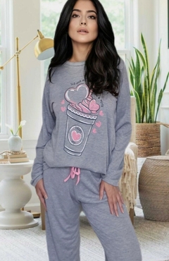 Pijama de Inverno Feminino Moletinho Estampado Cinza - comprar online