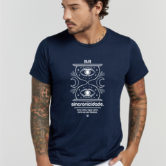 Camiseta Sincronicidade na internet