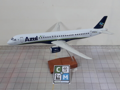 Azul Linhas Aéreas Brasileiras Embraer 195 E2 Avião Maquete Artesanal Escala 1:181