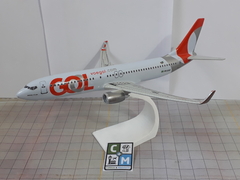 Gol Linhas Aéreas Inteligentes Boeing 737-800W Avião Maquete Artesanal Escala 1:152 (leia o anúncio)