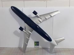 Varig Brasil Boeing 767-300ER Anos 1990 Avião Maquete Artesanal Escala 1:135 - CM | Camisas e Miniaturas