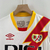 kit-kits-conjunto-conjuntos-camisas-camisa-manto-uniforme-uniformes-short-bermuda-calção-infantil-infantis-rayo-vallecano-home-casa-primeira-titular-um-1-original-umbro-2023-2024-branca-branco-3.webp