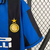 manto-mantos-uniforme-uniformes-blusas-blusa-roupa-roupas-camisetas-camisas-i-1-home-casa-titular-primeira-torcedores-fan-masculino-masculinas-masculinos-1995-azul-preta-inter-milão-umbro-6.webp