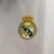 jaqueta-blusa-corta-vento-lançamento-barato-replica-dupla-face-real-madrid-adidas-branca-azul-2024-13.webp