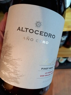 Altocedro año cero Pinot noir