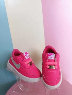 Tenis nike AF1 choclo fucsia-plata