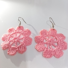 Brinco de Crochê Flor Rosa - comprar online