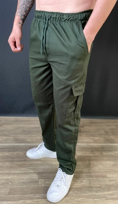 CALÇA ETHNOS SARJA CARGO VERDE