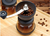 Moedor de café manual ajustável para grãos GH225 + 2 recipientes vidro na internet