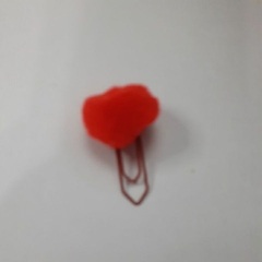 Clips com pompom na internet