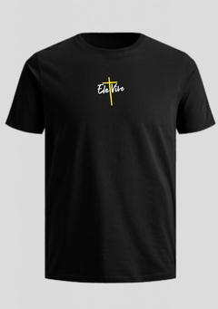 Camiseta Di-Legado "Ele Vive" - Básica Preta