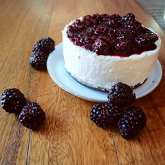 Blackberry Cold Lemon Cheesecake