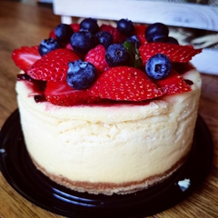 Red Fruits New York Cheesecake - Doctor Cheesecake Qro