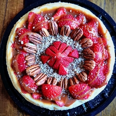 Cajeta Nut and Strawberry New York Cheesecake - online store