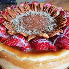 Cajeta Nut and Strawberry New York Cheesecake