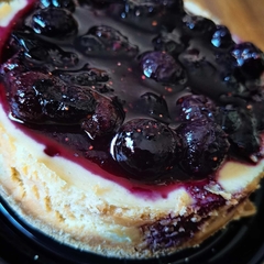 GOURMET BLUEBERRY CHEESECAKE