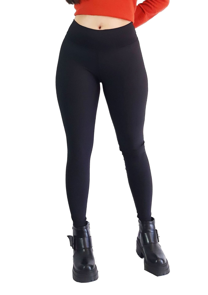 Calza Deportiva Mujer Negra Frizada