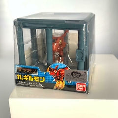 figura Digimon GUILMON bandai con su jaula nuevo - comprar en línea