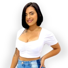 Blusinha Cropped Manga Bufante Princesa C Decote Feminina