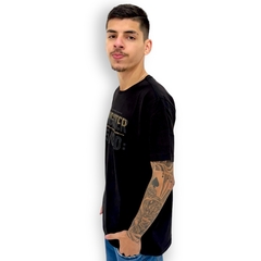 Camiseta Masculina Oversized Gangster Estampada Manga Curta na internet