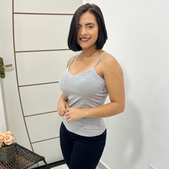 Regatinha Feminina Com Bojo Com Alcinha Detalhe Com Renda - comprar online