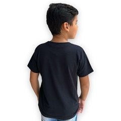 Camiseta Infantil Menino De Marca Gola Careca Estilosa - loja online