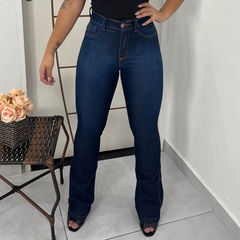 Calça Jeans Básica Feminina Flare Cintura Alta Com Lycra - comprar online