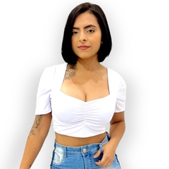 Blusinha Cropped Manga Bufante Princesa C Decote Feminina na internet