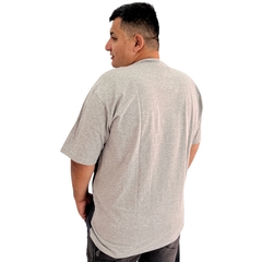 Camiseta Masculina Tamanho Grande Plus Size Gola Redonda na internet