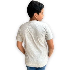 Camiseta Menino Juvenil Gola Careca Detalhada Original - comprar online