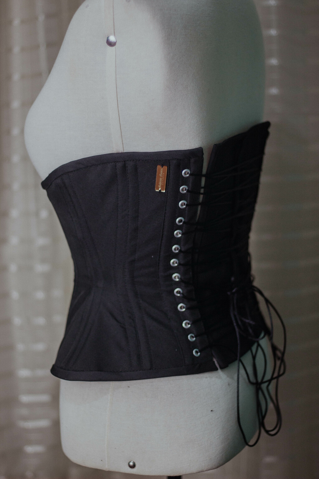 How Tight Should a Corset Be?