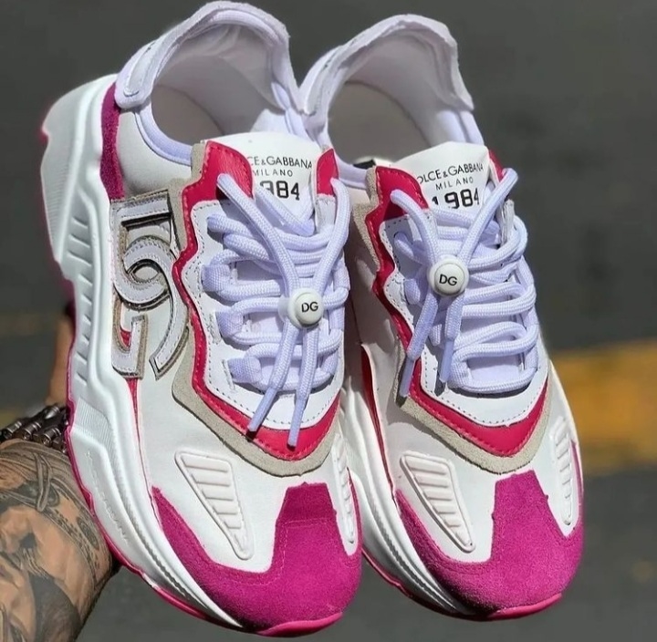 Tenis outlet dg rosa