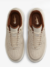 Nike Air Force 1 Luxe 'Pecan' na internet