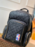 Mochila Louis Vuitton collab NBA