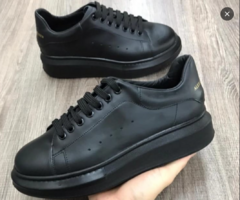 Tênis Alexander Mcqueen Preto