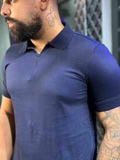 Camisa Polo Lê Pug Zíper gola texturizada - Azul Marinho - comprar online