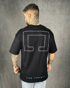 OVERSIZED BLAK EMPTY - PRETO