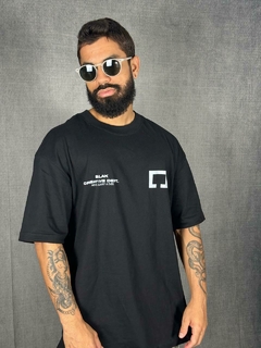 OVERSIZED BLAK CREATIVE - PRETA