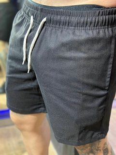 Short Linho Dunas Lê Pug Preto