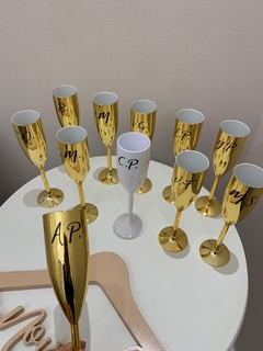 Taças Champagne Metalizadas Personalizadas - e-Noivinhas
