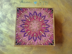 Porta Jóias Mandala Pequeno Quadrado Flocado com Aneleira Mama Gipsy Sob Encomenda - (cópia)