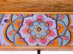 Cabideiro mandala floral com prateleira 3 ganchos SOB ENCOMENDA - Mama Gipsy
