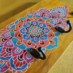 Porta Chaves decorativo 4 ganchos com mandala floral SOB ENCOMENDA - loja online