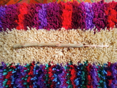 Tapete feito a mão de lã amarradinho - comprar online