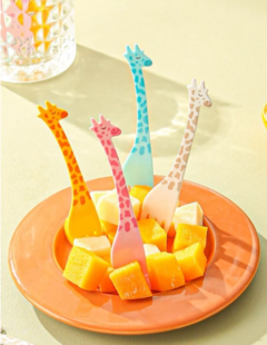 CONJUNTO DE 4 GARFINHOS INFANTIL DE GIRAFAS