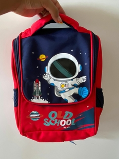 BOLSA TÉRMICA INFANTIL DE ASTRONAUTA VERMELHO/AZUL/VERDE - comprar online