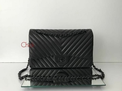 BOLSA CHEVRON ALL BLACK JUMBO