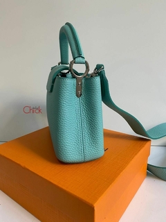 BOLSA CAPUCINES MINI AZUL CLARO ITALIANA - comprar online