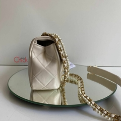 BOLSA ALÇA COM PÉROLA OFF WHITE ITALIANA na internet