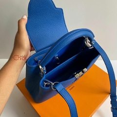 BOLSA CAPUCINES BB AZUL ITALIANA - Bolsas Chick